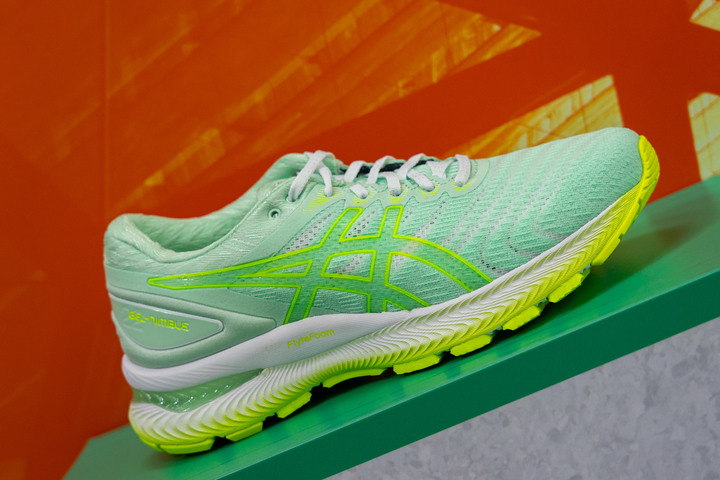 澀谷斑馬線成為設計主軸！ ASICS MODERN TOKYO系列重現東京街頭元素