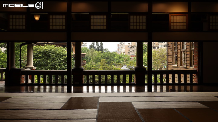 點我看大圖 Canon 24-105mm f/4-7.1 IS STM 最輕巧也最平價的24-105mm!