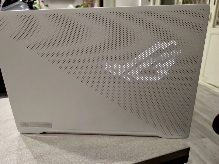 ROG G14 有燈版r9 RTX2060開箱