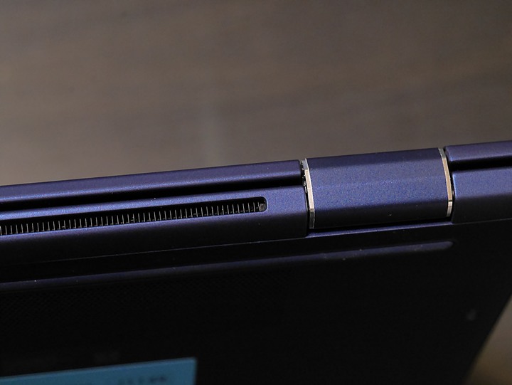 造型吸睛、輕巧便攜、使用順暢 — 商用筆電的最優選 — 《HP EliteBook Dragonfly》體驗心得
