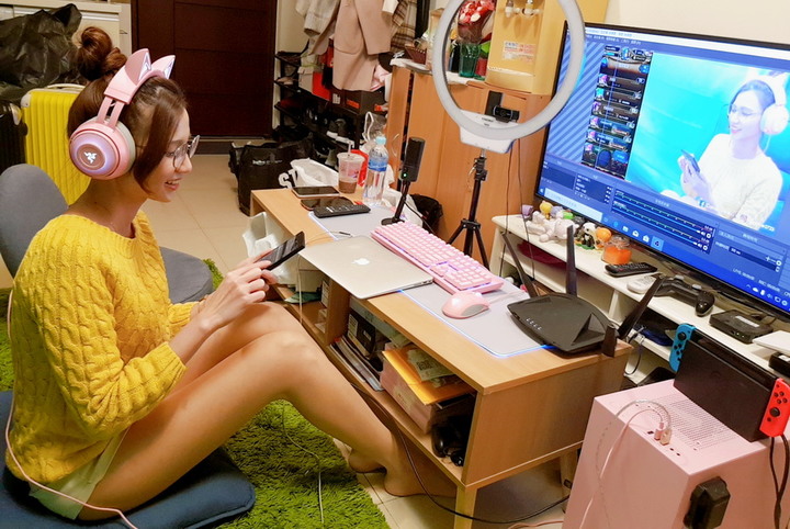 【開箱】AX網速升級超有感！D-Link DIR-X1860 Wi-Fi 6 雙頻無線路由器。