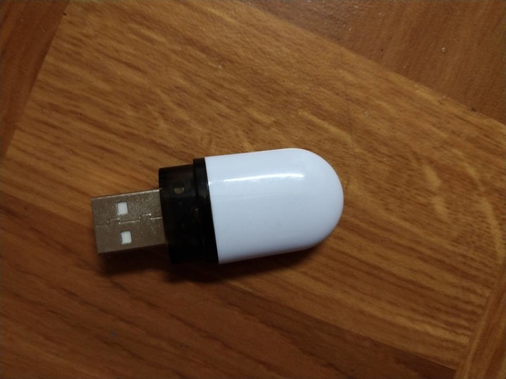 大求救!我的隨身碟有防寫保護,無法寫入檔案....請幫幫我~