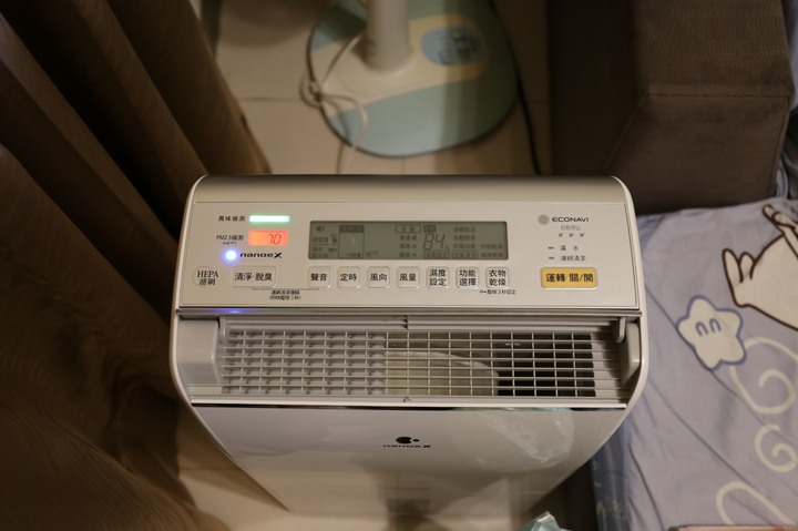 Panasonic帶給我居家空間每天的谷關好空氣,清淨除溼機F-Y20FH開箱及使用心得!!