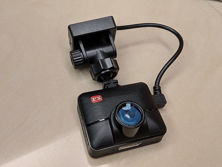 【開箱】小巧不擋視線,功能UP再UP,大通A51G+行車紀錄器安大立A心