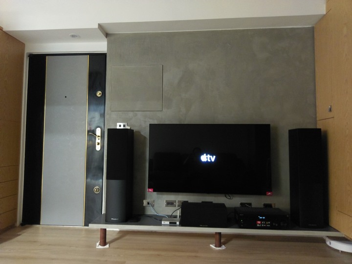 (開箱) LG OLED 55C9PWA 電視機開箱