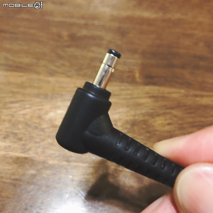 求大神們 LENOVO IDEAPAD 320S  是否有機會支援  USB-C  充電