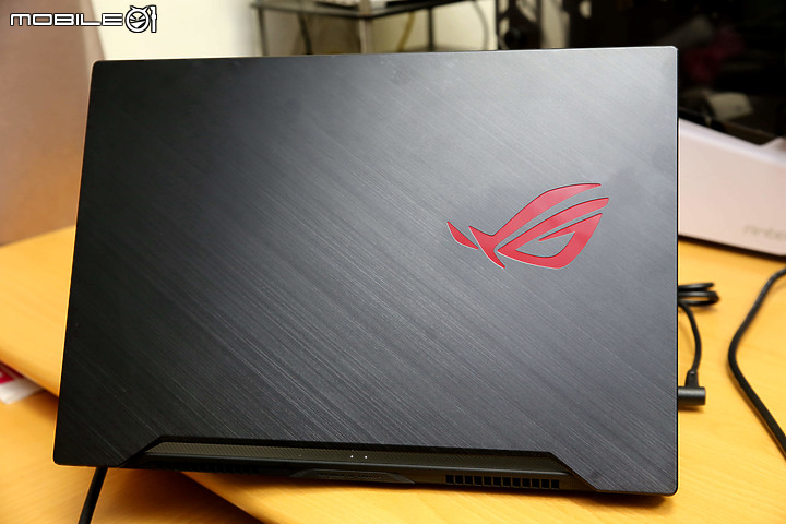 再次相遇 ROG Zephyrus M GU502GU 的偽開箱