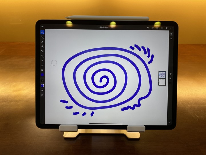 [開箱與推薦] iPad Pro 畫畫必備支架 Raymii R37 平板支架 Raymii FS1 站立支架