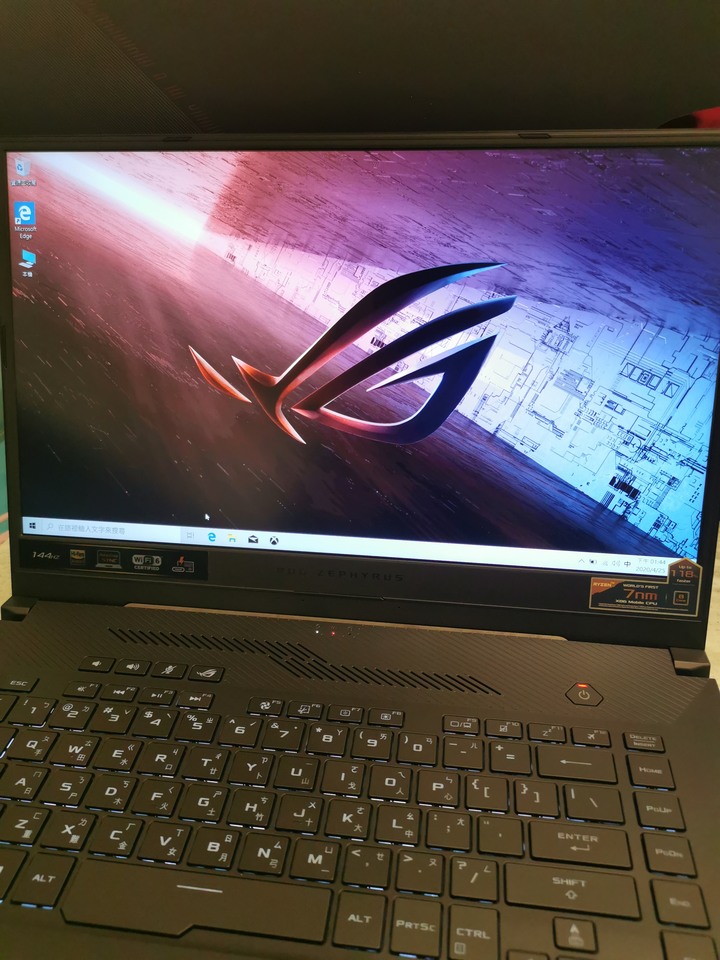 [開箱] ROG Zephyrus GA502IU出征，7奈米電競筆電世代來臨