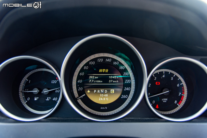 【開箱分享】入門雙B兄弟 - W204 C180 vs F30 318i