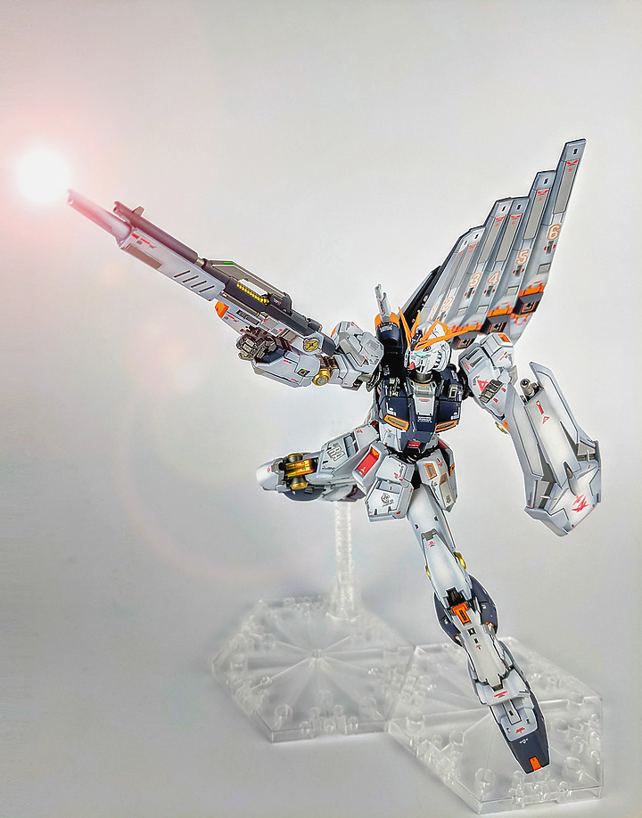 [作品分享] RX-93 ν Gundam 解體匠機?我們自己來