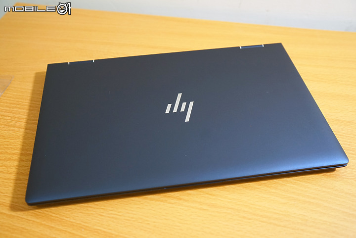 全能商務之星 - HP EliteBook Dragonfly i5 vPro版 開箱簡測