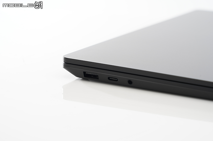 微軟 Surface Laptop 3 15" 測試報告 效能非絕對 繪圖好好用！