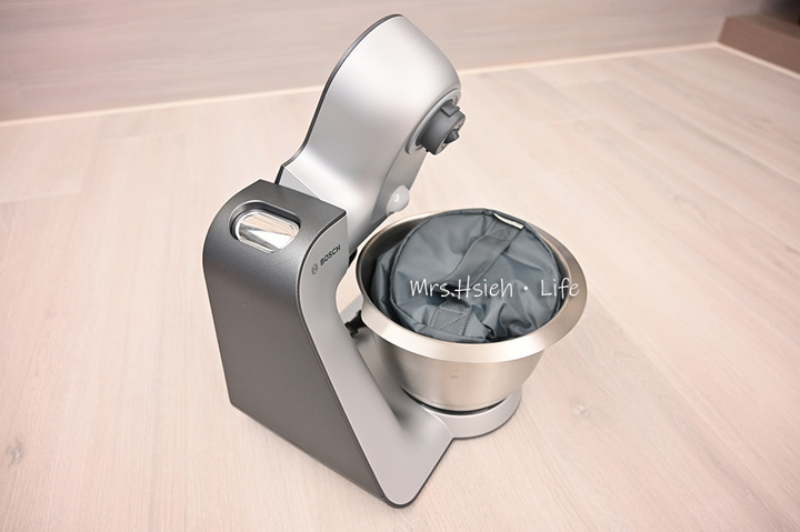 點我看大圖 Bosch精湛萬用廚師機開箱