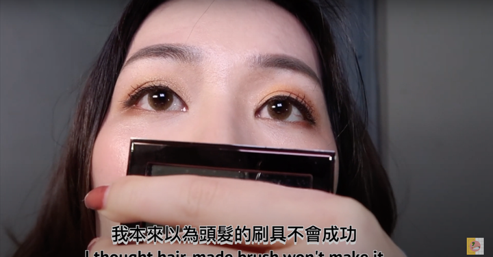 點我看大圖 用頭髮做刷具