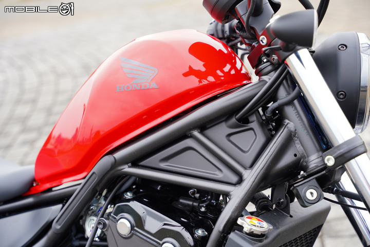 HONDA Rebel 500 試駕 讓你輕鬆入門的 Bobber 叛客精神
