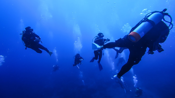 第一次的合界船潛，水清無流輕鬆玩