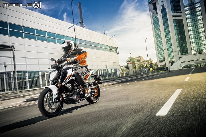 【快訊】KTM 250 Duke 引進確認!免考大型重機駕照的橘子要來了!