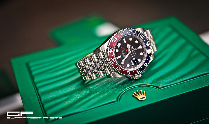 --百事可樂-- Rolex 勞力士 126710 BLRO GMT Master II 紅藍開箱