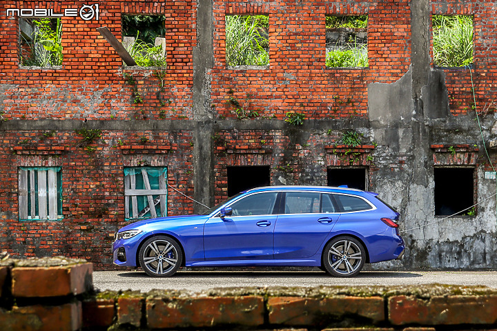 BMW 330i Touring M Sport 試駕 運動風格與實用機能的完美結合