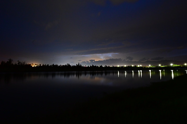 台東有14處銀河秘境，可以加上第15，台東森林公園活水湖高台。