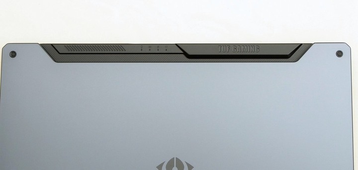 新一代香香機 ASUS TUF GAMING A15 FA506 開箱