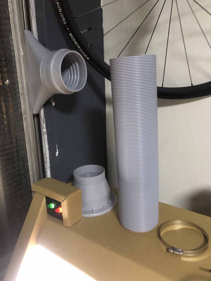 自己的工作區自己做(噴漆箱兼工作檯)