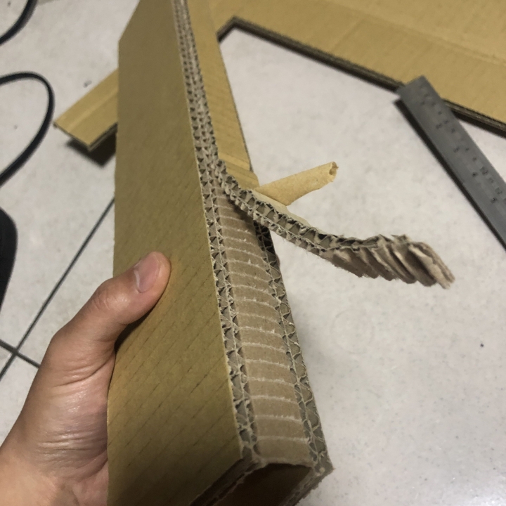 自己的工作區自己做(噴漆箱兼工作檯)