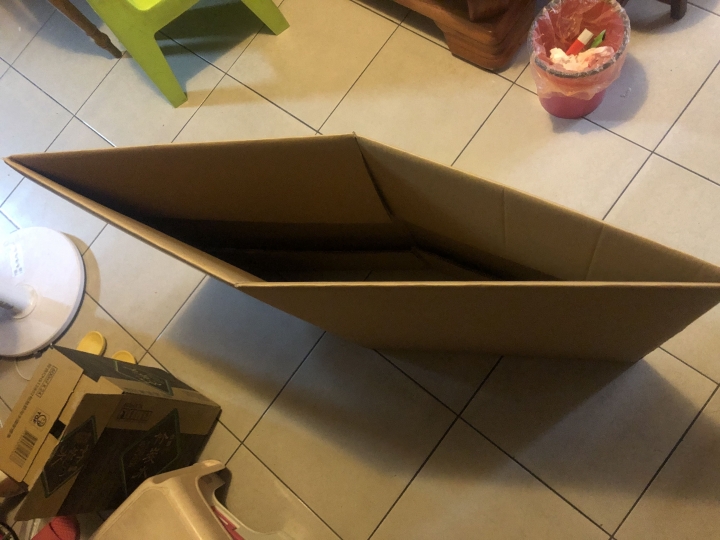 自己的工作區自己做(噴漆箱兼工作檯)