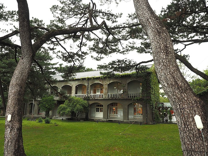 花蓮市 將軍府、松園別館、台開心農場、星巴克洄瀾門市、晨研早午餐 —梅雨季中的花蓮旅行,第一部