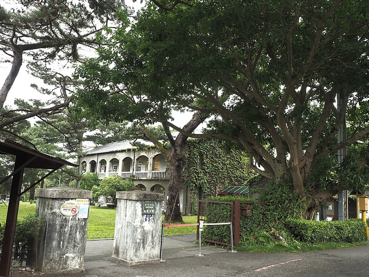 花蓮市 將軍府、松園別館、台開心農場、星巴克洄瀾門市、晨研早午餐 —梅雨季中的花蓮旅行,第一部