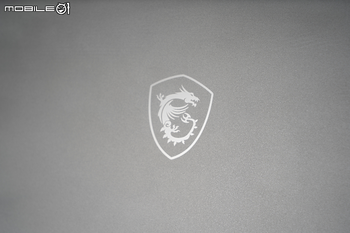 MSI GS66 Stealth 10SGS 測試報告｜不拘泥於電競的龍魂！
