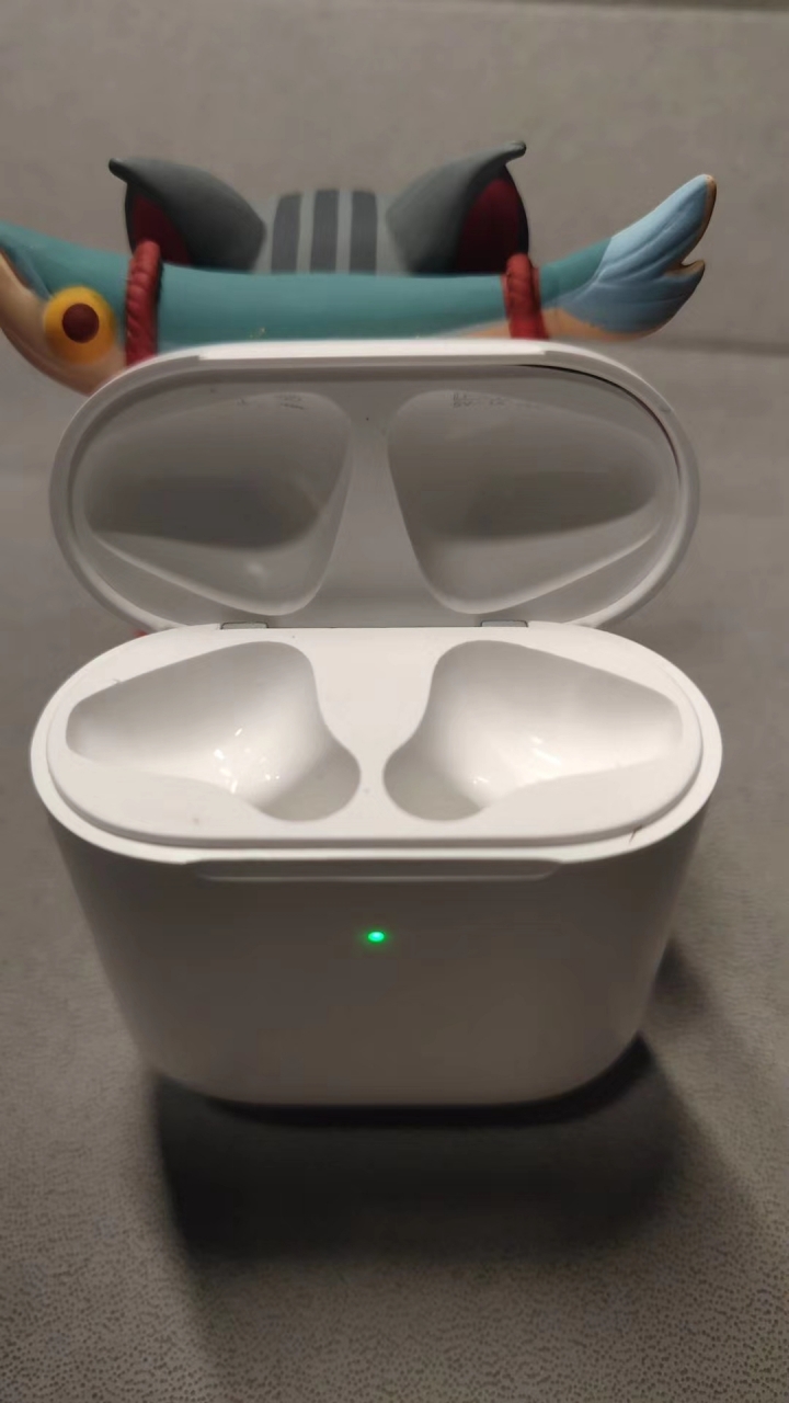 原版99%的品质，新入手airpods2代洛达顶配款无线蓝牙耳机开箱拆机