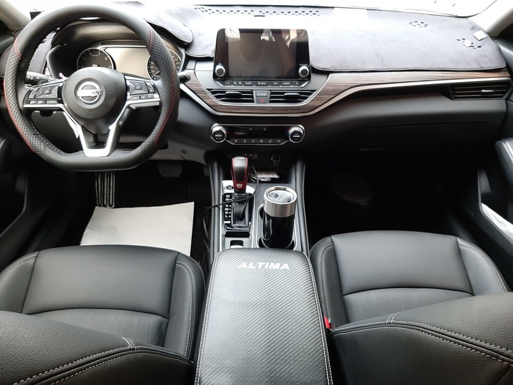 [開箱]不完美Nissan ALTIMA開箱心得文