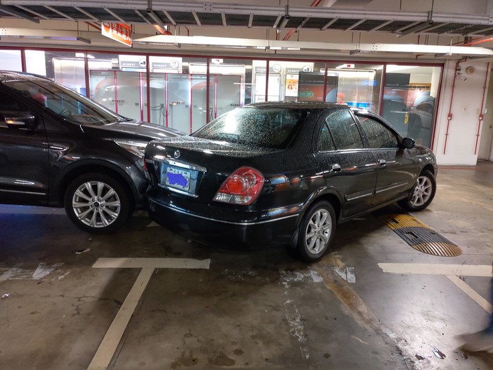 點我看大圖 KUGA 7T被擊落,換新還是板金??______2020/5/25更新行車紀錄器