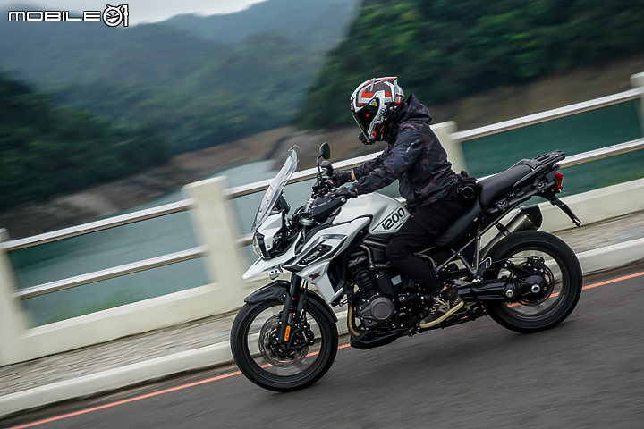 Triumph TIGER 1200 XRᴛ 試駕 頂規大虎絕非虛張聲勢