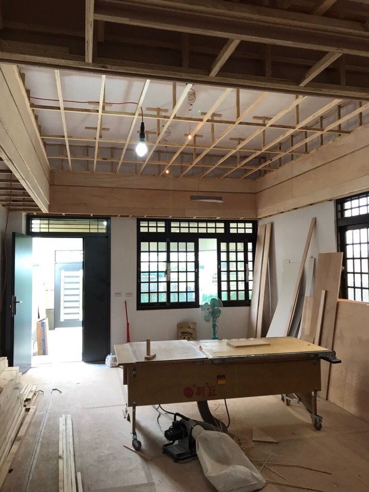 點我看大圖 【開箱】灰色簡約_透天自地自建裝修宅