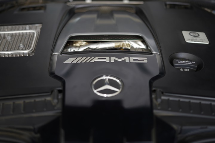 點我看大圖 開箱文/我的第一部賓士車 AMG S63 Coupe Yellow Night Edition