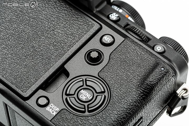 Fujifilm X-T4 富士高規之作 面面俱到的真旗艦！