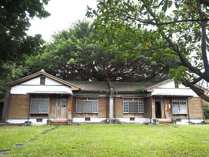 花蓮市 將軍府、松園別館、台開心農場、星巴克洄瀾門市、晨研早午餐 —梅雨季中的花蓮旅行,第一部