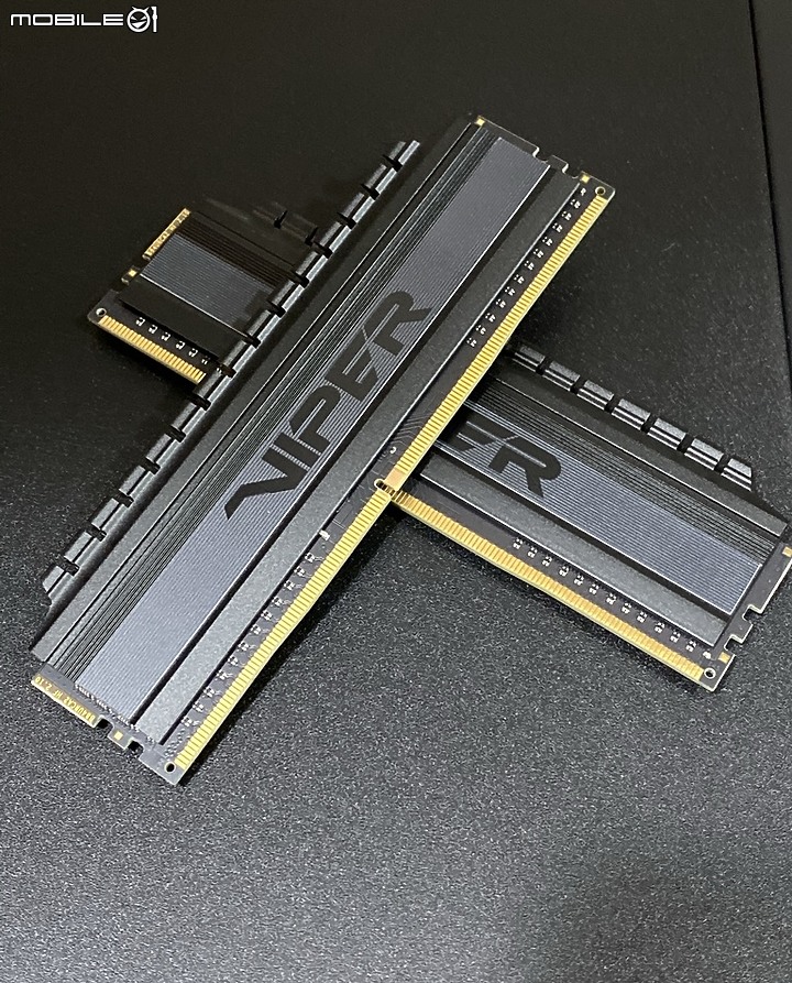 點我看大圖 低調無光 Ryzen 對應 Patriot Viper Blackout DDR4-3600