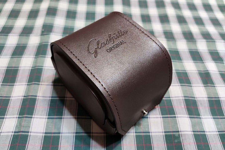 [開箱] 我終於入手啦！Glashütte Original PanoMaticLunar藍面月相腕錶