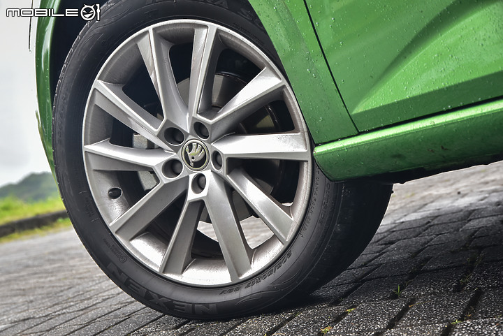 Auris x Focus x Mazda3 x Scala「熱門掀背車集評」空間配備 / 加速繞錐 / 保修成本 一次看分明！