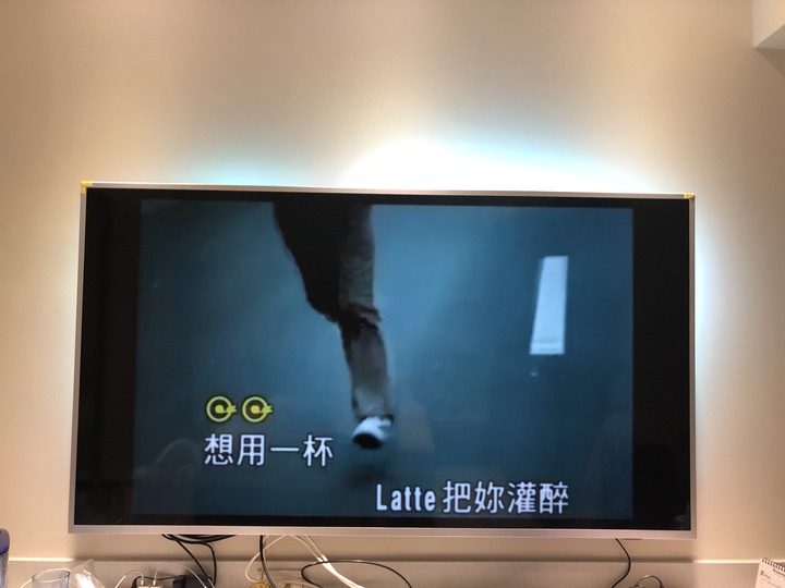 Philips 70PUH7374 心得分享