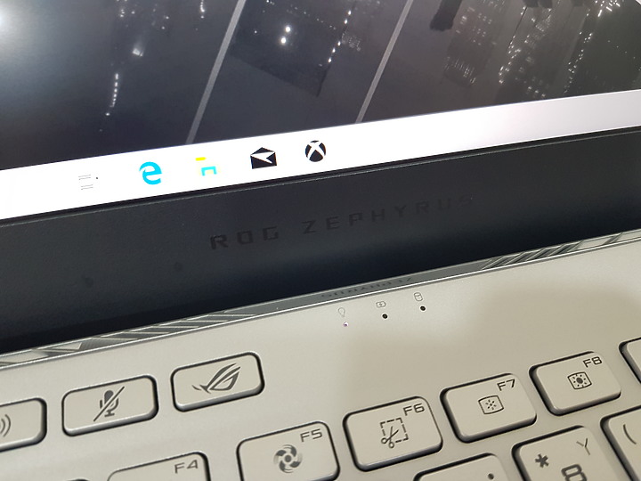 「小亞開箱」ASUS ROG Zephyrus G14 GA401II 西風之神降臨，屈服於我腳下