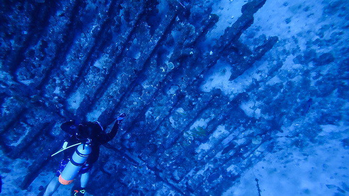 第一次的合界船潛，水清無流輕鬆玩