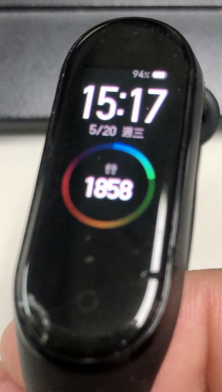小米手環4錶面受損，這樣有保固可換修嗎？