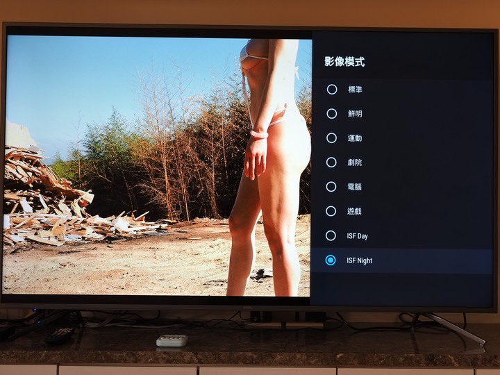 點我看大圖 恐龍小妹的BenQ不閃屏65吋4K電視開箱