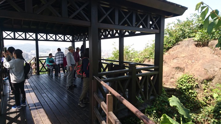 [樂山童盟] [台北文山] 仙跡岩登山步道（景興路243巷登山口-景美山“溪子口山”-麥田山莊登山口）