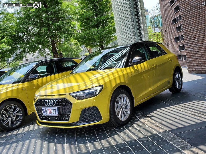 Audi New A1 Sportback 30 TFSI S line 試駕 不只設計搶眼，嶄新內在同為亮點！